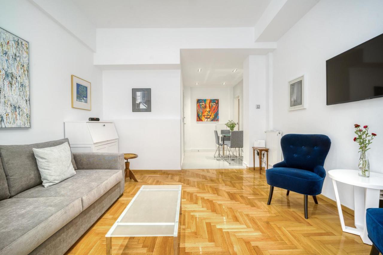 Elegant Light Two Bedroom Apartment In City Center Athens Exterior photo