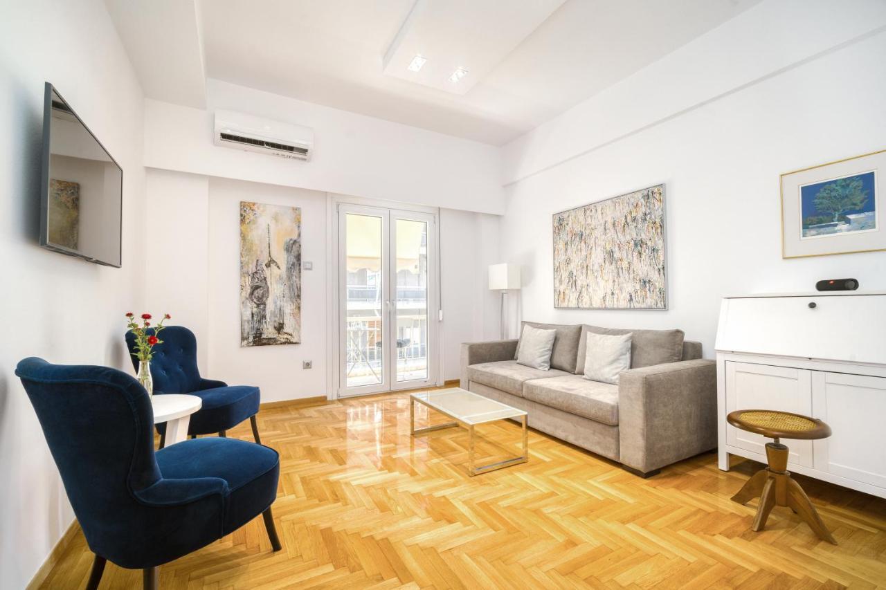 Elegant Light Two Bedroom Apartment In City Center Athens Exterior photo